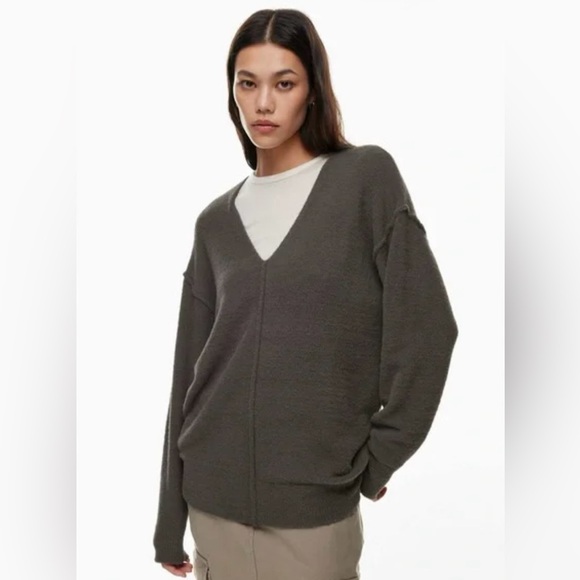 Wilfred Free Hush Knit V-Neck Sweater - Picture 5 of 7